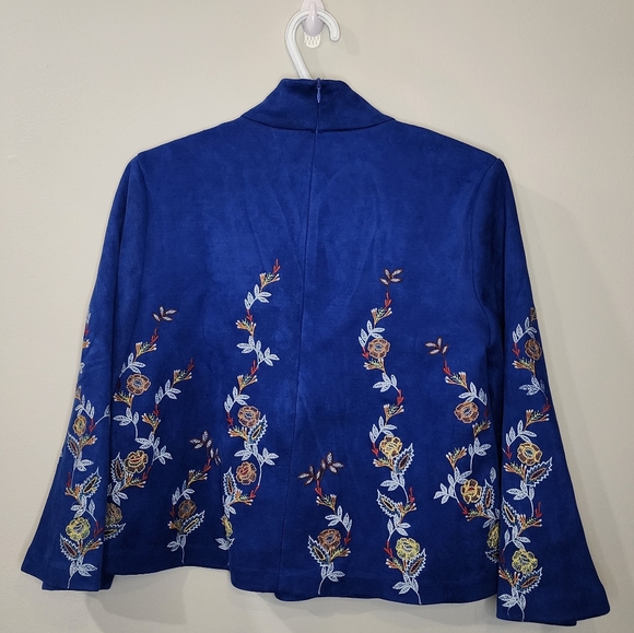 Zara Embroidered Bell Sleeve Shirt XS - Picture 3 of 6
